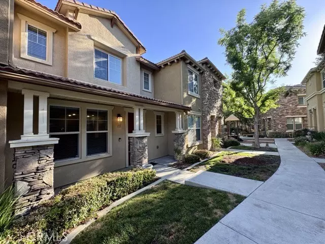 Lake Elsinore, CA 92532,30505 Canyon Hills RD #1302
