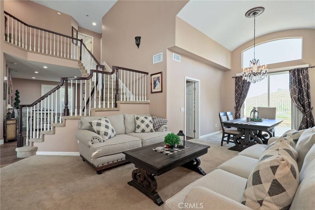 Lake Elsinore, CA 92532,25 Corte Rivera