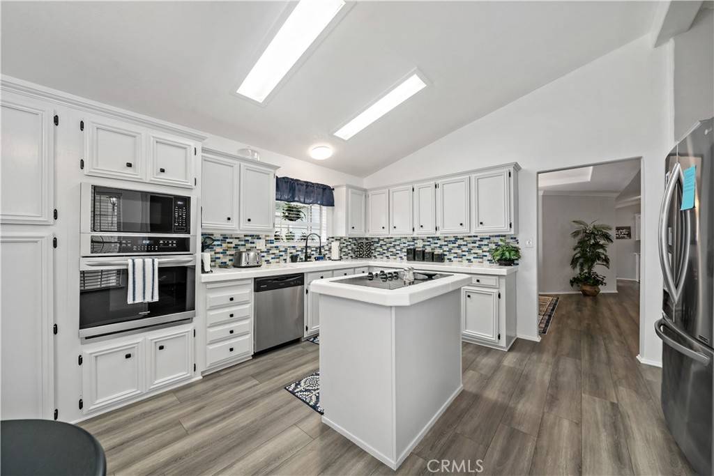 1444 Saint Croix DR, Hemet, CA 92543