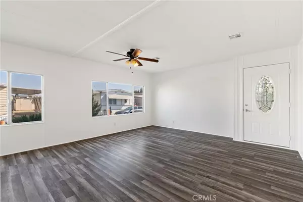 Hemet, CA 92543,575 S Lyon AVE #159