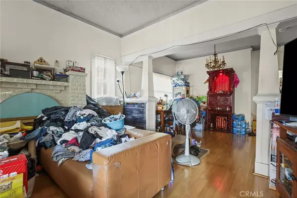 Los Angeles, CA 90031,207 E Avenue 39