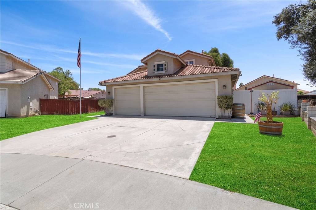 958 Stratford WAY, Hemet, CA 92545