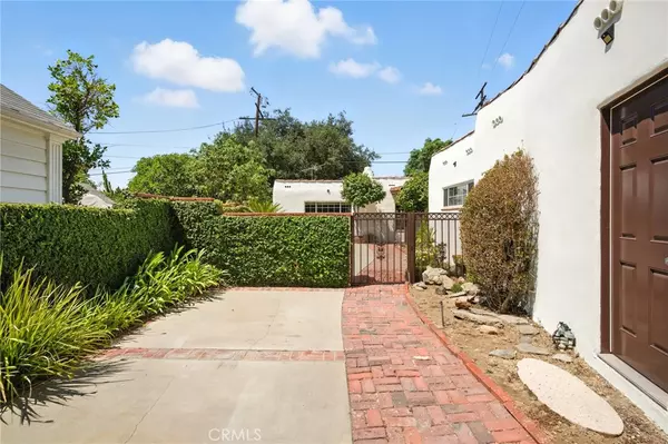 Alhambra, CA 91801,27 Champion PL