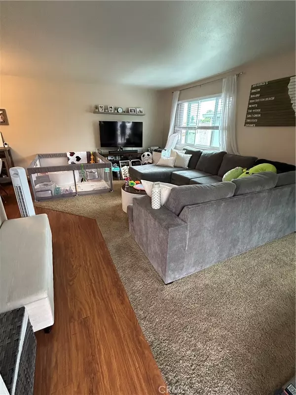 Huntington Beach, CA 92649,4638 Via Vista CIR #12
