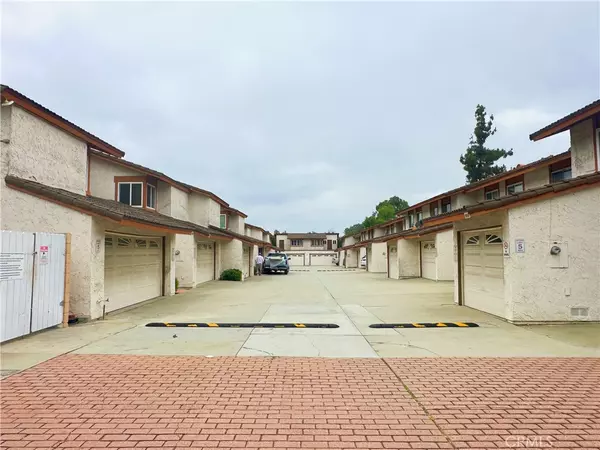 Diamond Bar, CA 91765,2424 S Diamond Bar Blvd #16