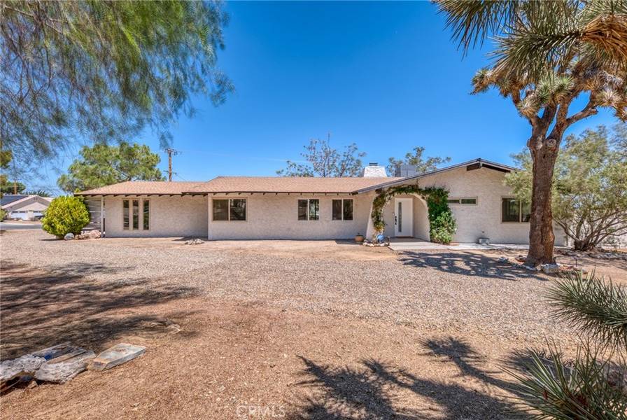 56740 Free Gold DR, Yucca Valley, CA 92284