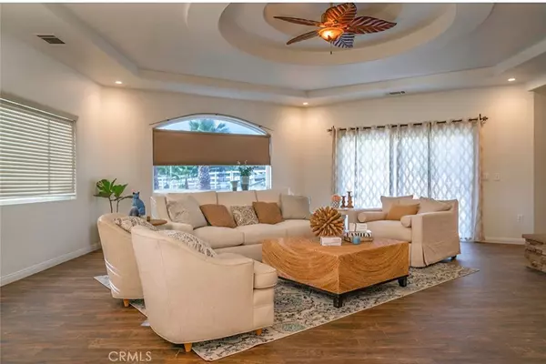 Temecula, CA 92592,36312 Travis CT