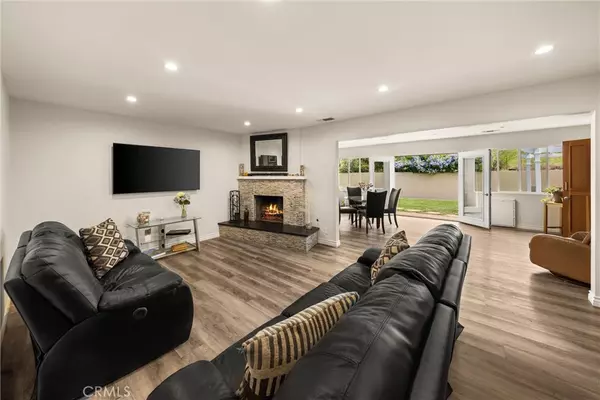 Buellton, CA 93427,355 Glennora WAY