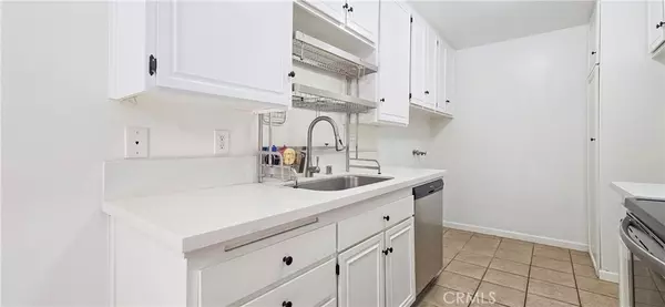 Murrieta, CA 92563,28491 Via Princesa #B