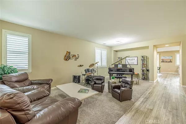 Lancaster, CA 93536,42305 Columbia Ct