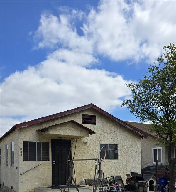 233 E 105th ST, Los Angeles, CA 90003