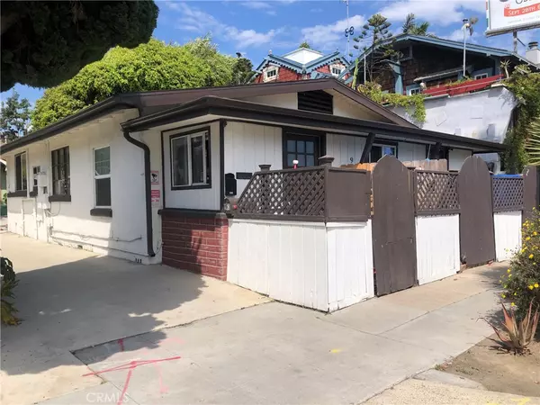Ventura, CA 93001,967 E Thompson BLVD