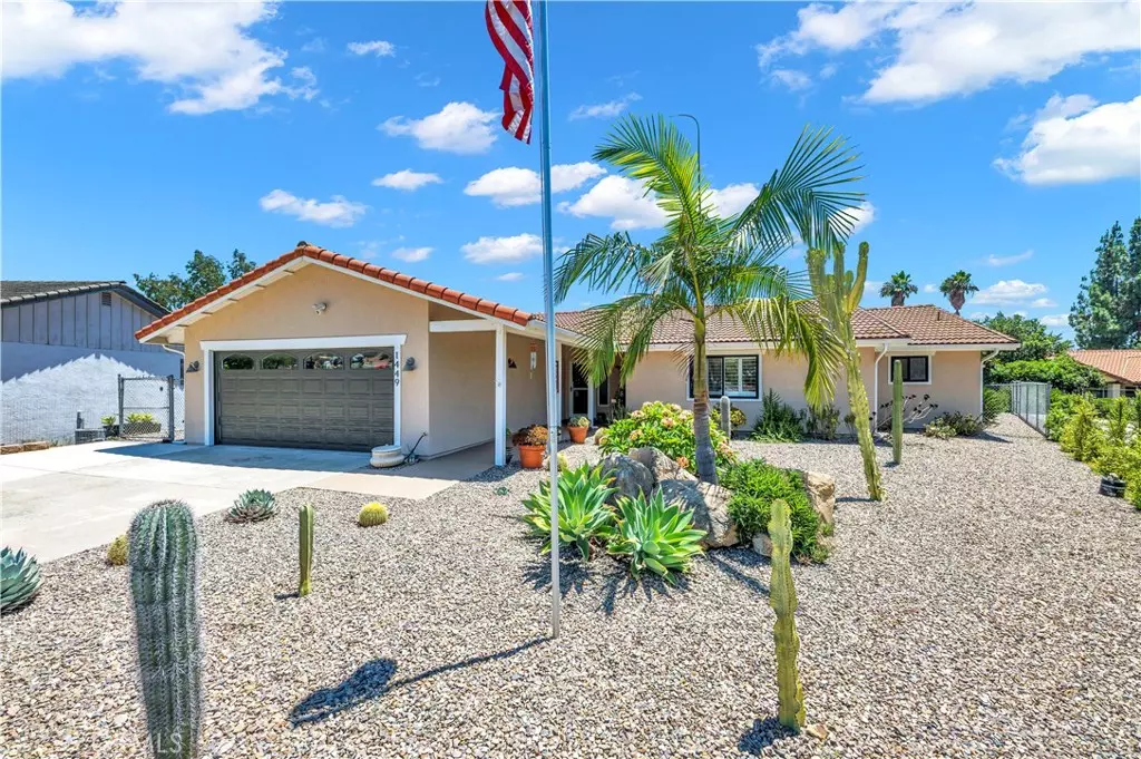 Escondido, CA 92027,1449 Rimrock DR