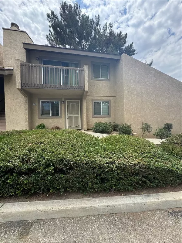 1251 S Meadow LN #143, Colton, CA 92324