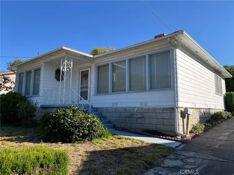 3425 Montrose AVE, La Crescenta, CA 91214