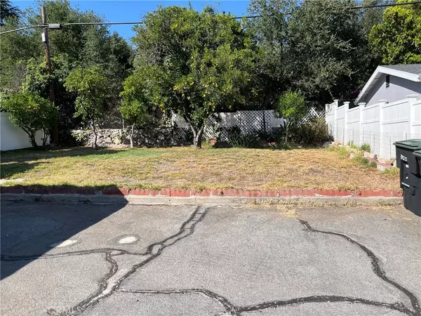 La Crescenta, CA 91214,3425 Montrose AVE