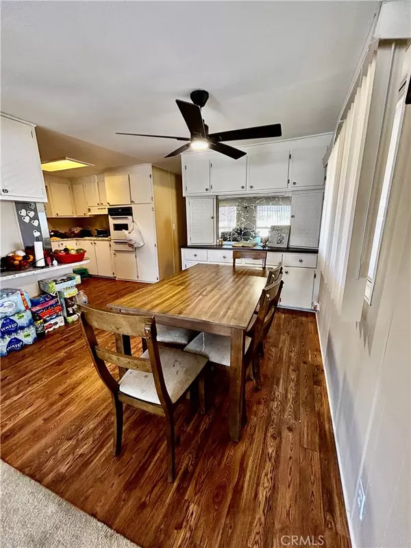 Hemet, CA 92543,1536 S State st #10