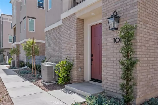 San Marcos, CA 92078,1229 Sunrise View #101