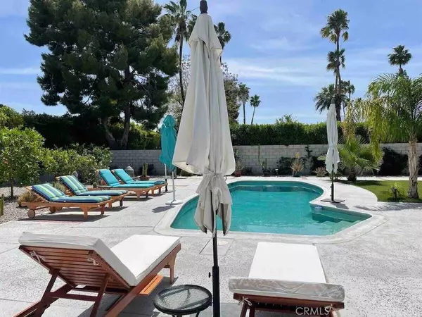 Palm Springs, CA 92262,980 N Biskra RD