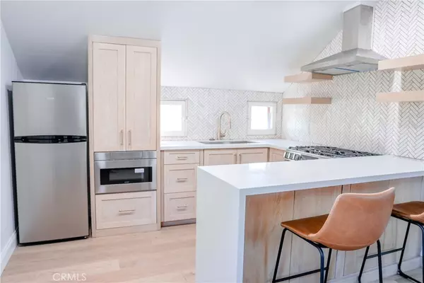 Redlands, CA 92373,1004 Cajon ST