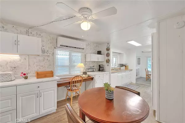 Hemet, CA 92543,332 Lyon #67