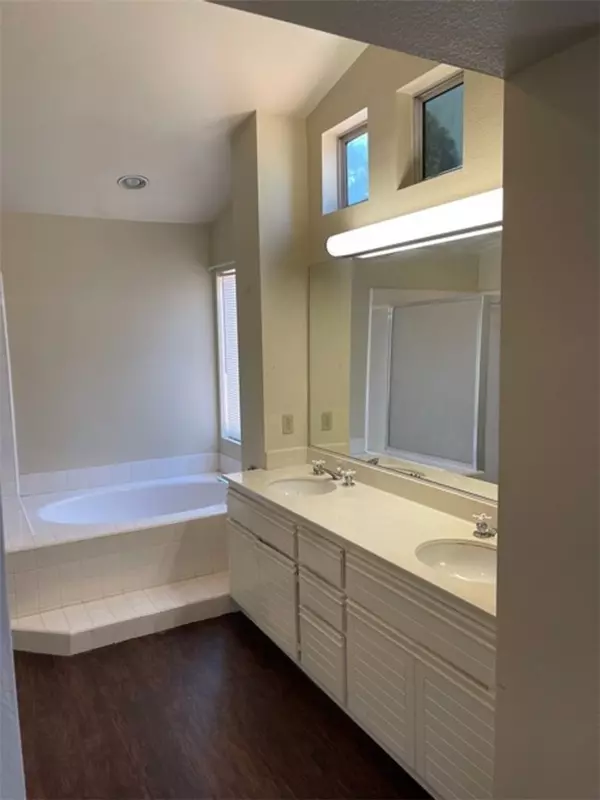 Moreno Valley, CA 92551,15905 Oro Glen DR