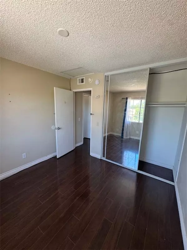 Lake Elsinore, CA 92530,16502 Mango WAY