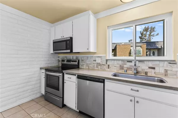 Canyon Lake, CA 92587,22354 Canyon Club DR