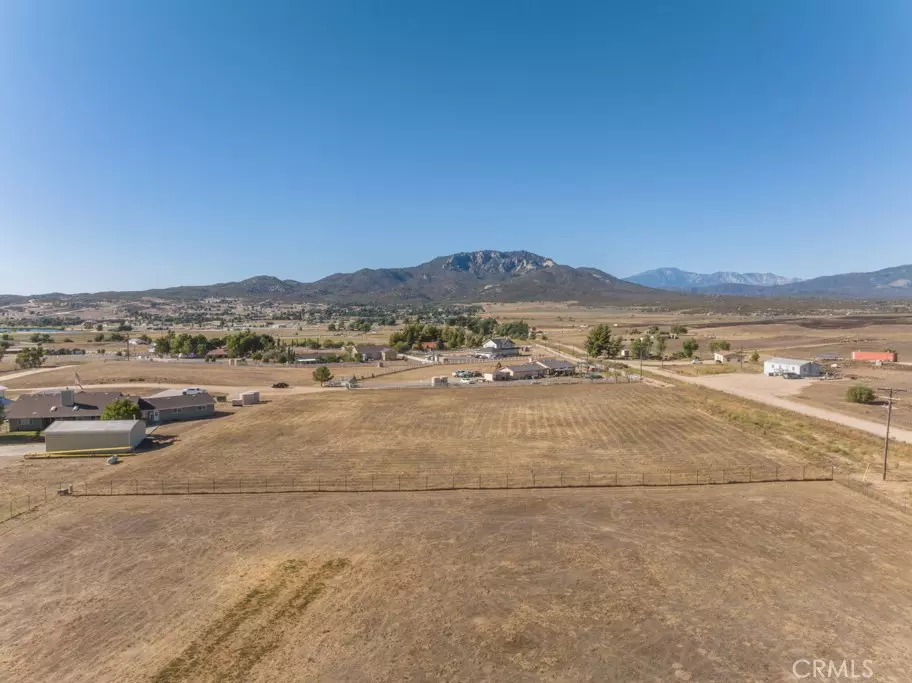 Aguanga, CA 92536,450 Comanche CT