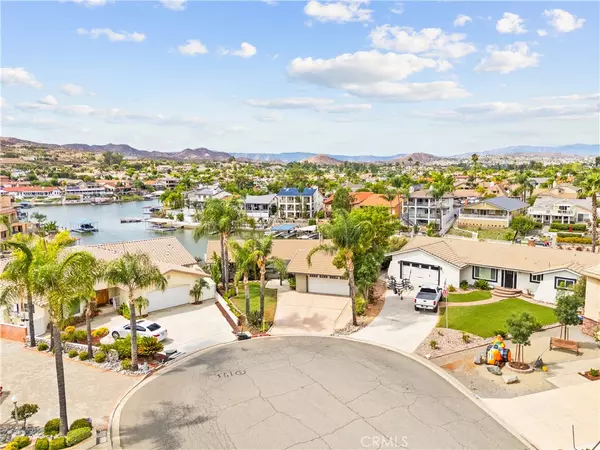 Canyon Lake, CA 92587,30199 Windward DR