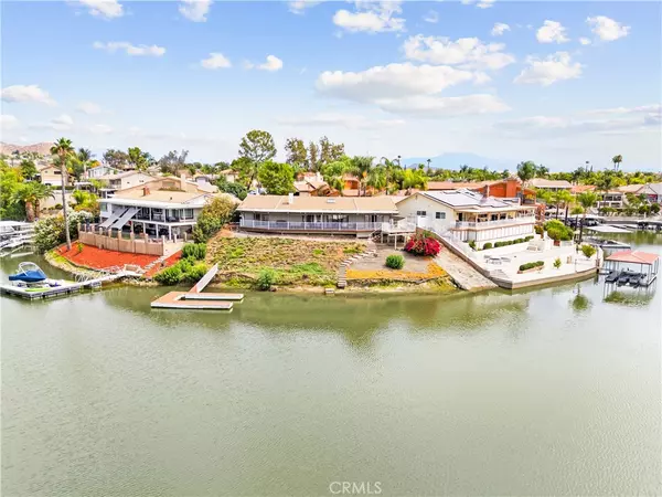 Canyon Lake, CA 92587,30199 Windward DR