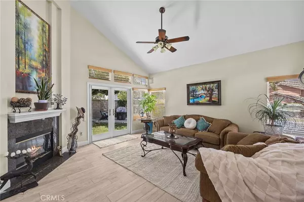 Corona, CA 92882,2532 Galisteo ST