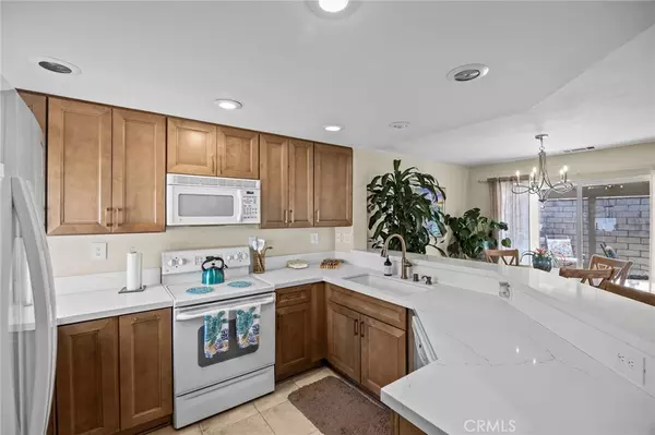 Corona, CA 92882,2532 Galisteo ST