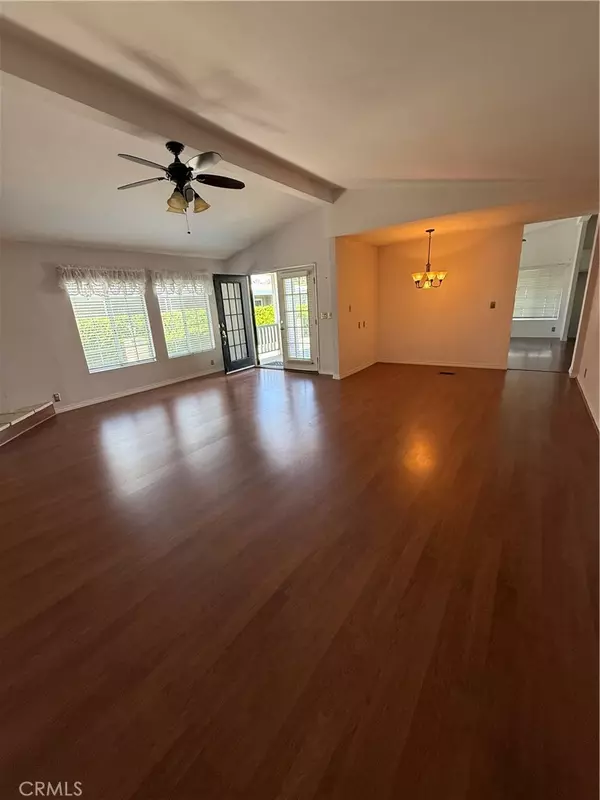 Murrieta, CA 92563,38215 Via Taffia