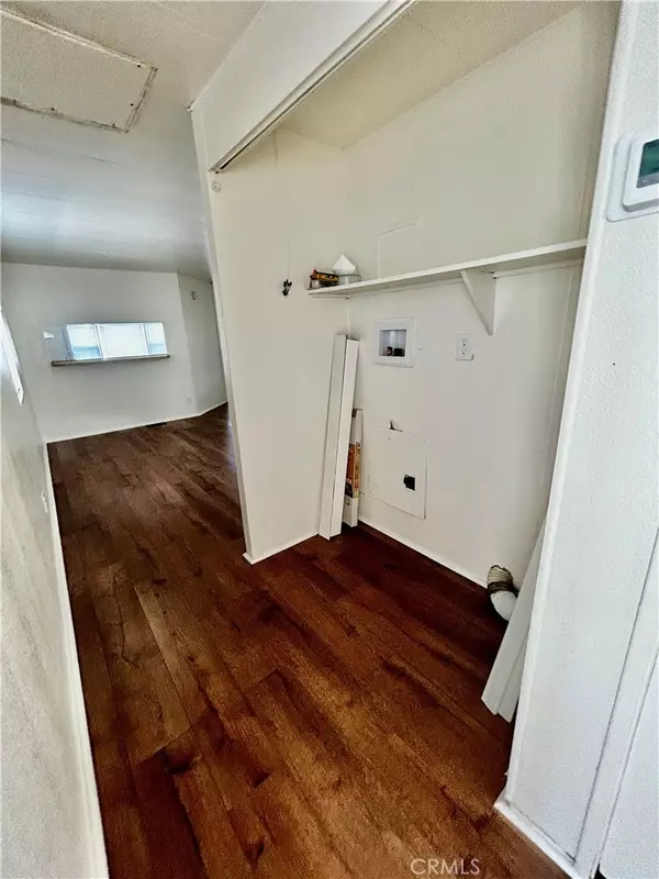 Hemet, CA 92543,220 ELK st #118