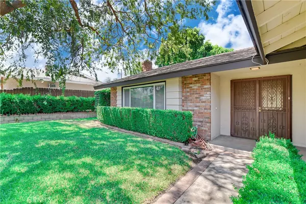 Corona, CA 92879,687 Locust ST