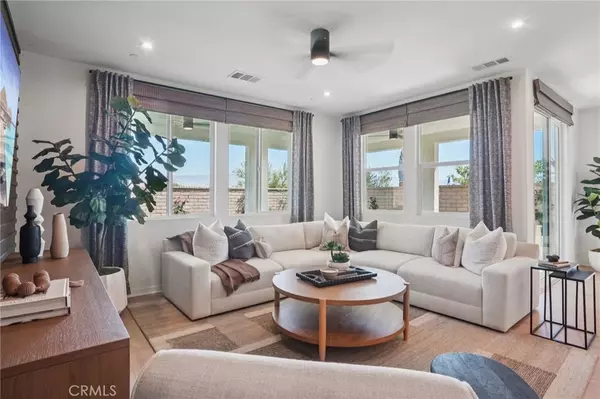 Palm Desert, CA 92211,73634 Raphael DR