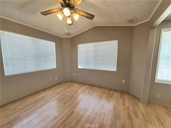 Hemet, CA 92545,1295 S Cawston AVE #66