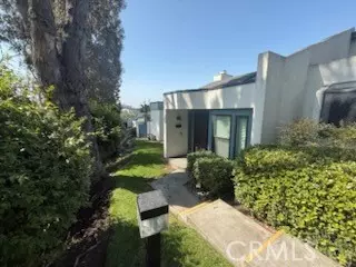 135 Bronze WAY, Vista, CA 92083