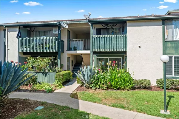 23214 Orange AVE #7, Lake Forest, CA 92630
