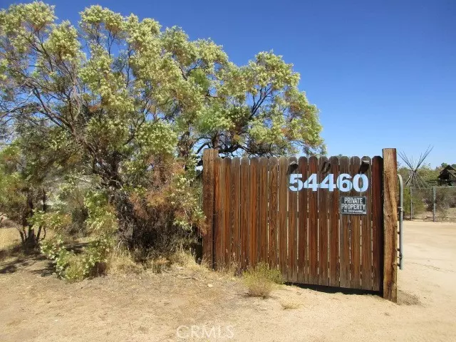 Anza, CA 92539,54460 Cave Rock RD