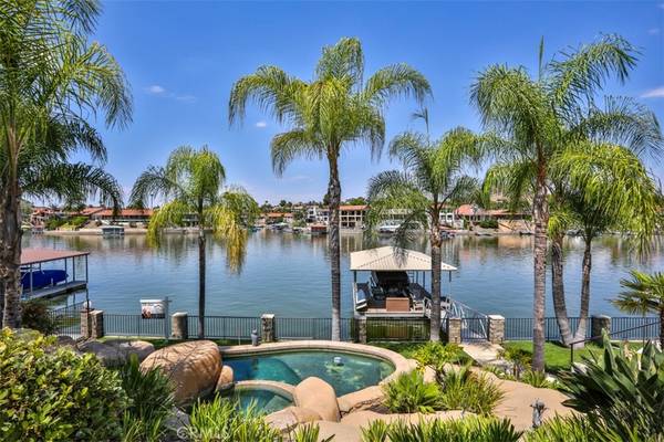 22818 Gray Fox DR, Canyon Lake, CA 92587
