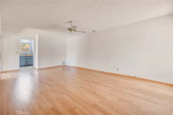 Banning, CA 92220,233 Janan CT