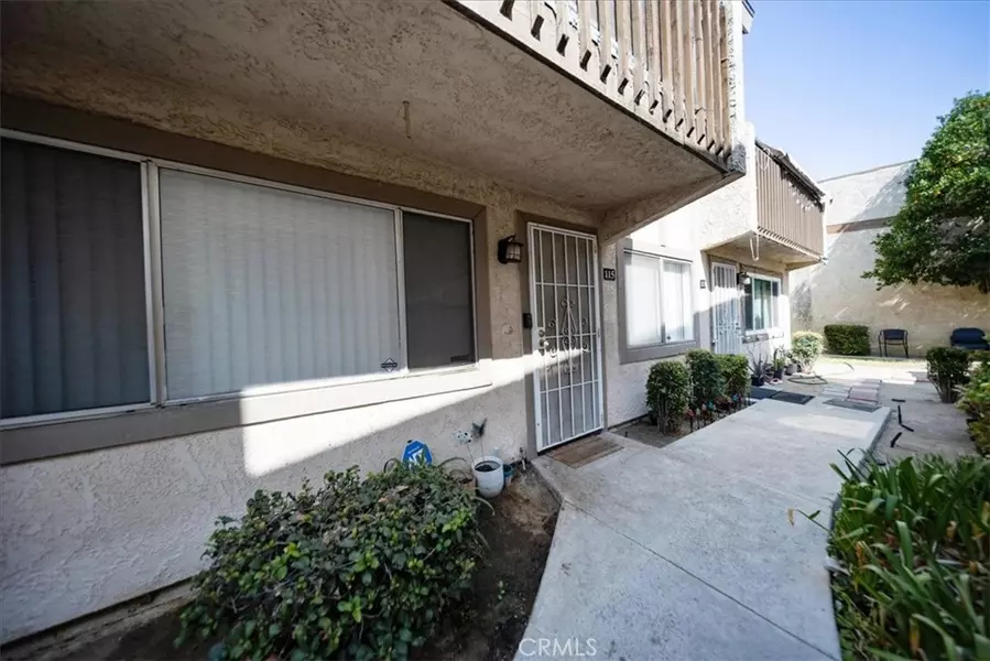 1251 S Meadow LN #115, Colton, CA 92324