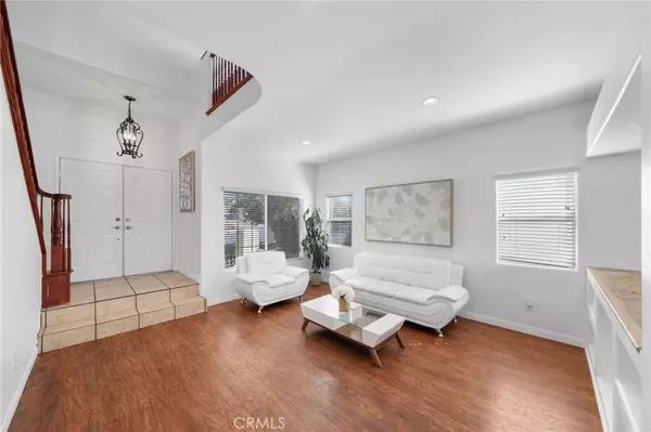 Temecula, CA 92592,44667 Pris LN