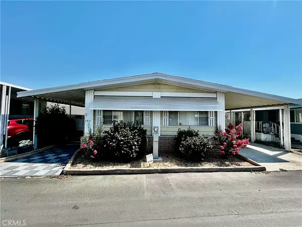 725 W Thornton Ave #161, Hemet, CA 92543