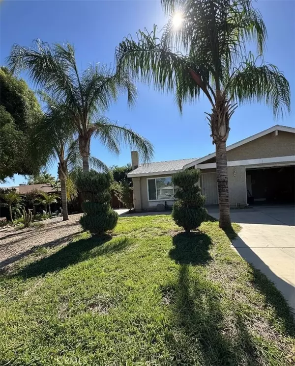 Moreno Valley, CA 92553,25127 Yucca DR