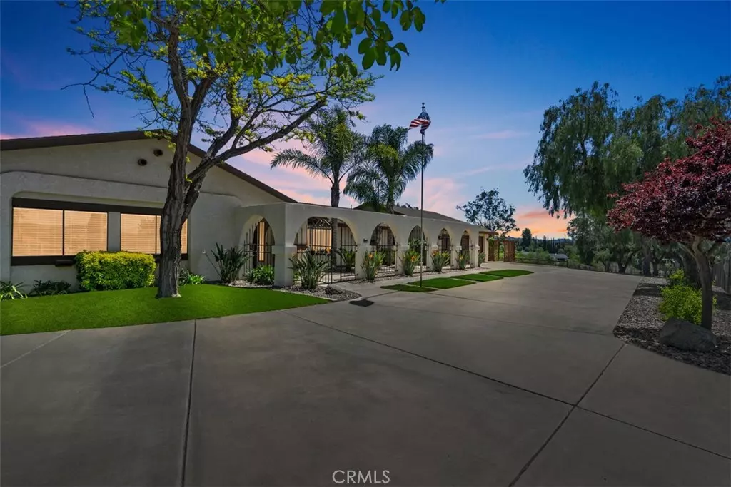 Murrieta, CA 92563,37790 Los Alamos RD