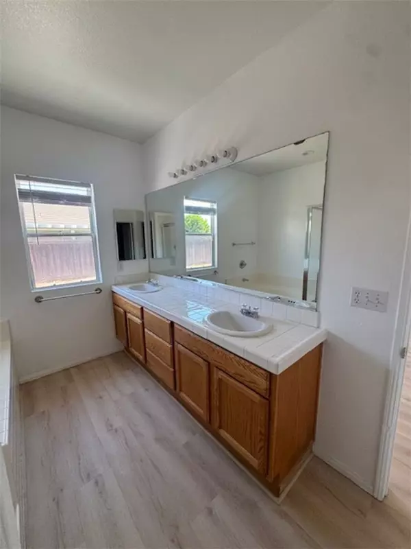 Hemet, CA 92545,3385 Claremont ST