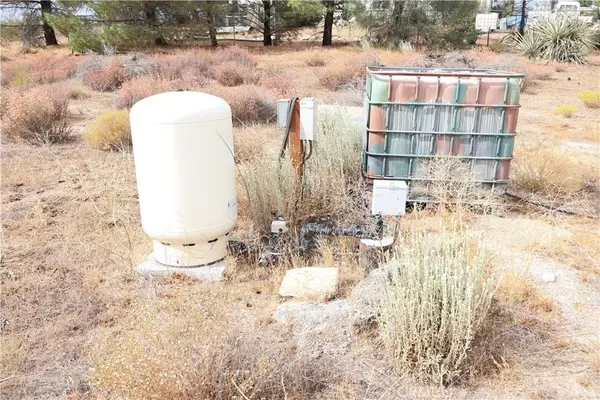 Aguanga, CA 92536,42255 Lakeshore BLVD